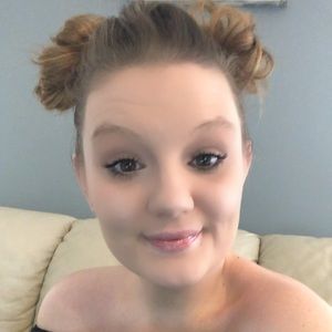 Meet your Posher, Ashlie